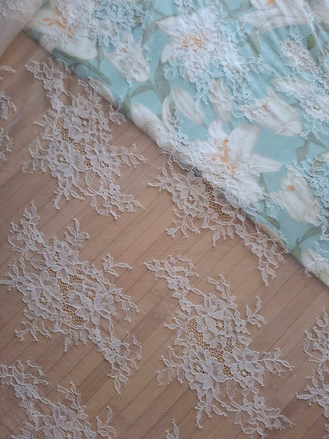 قماش دانتيل 100×140 سم